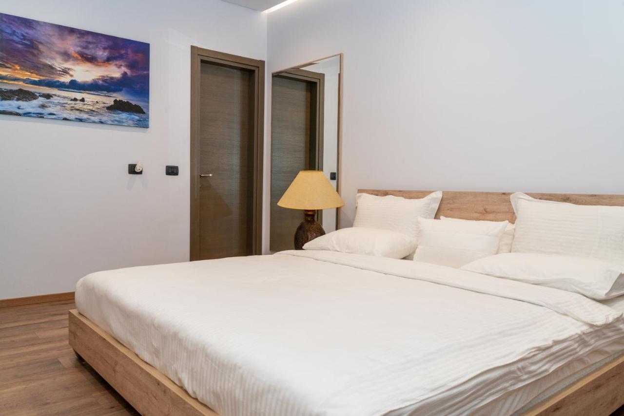 Limani Deluxe Apartment 3 Sarandë Buitenkant foto